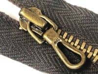 Vintage Zipper 31F
